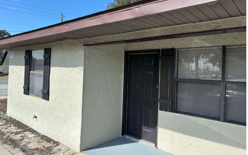 Photo of 297 NW Lake City Ave #101 Ave, Lake City, FL 32055 (MLS # 123480)