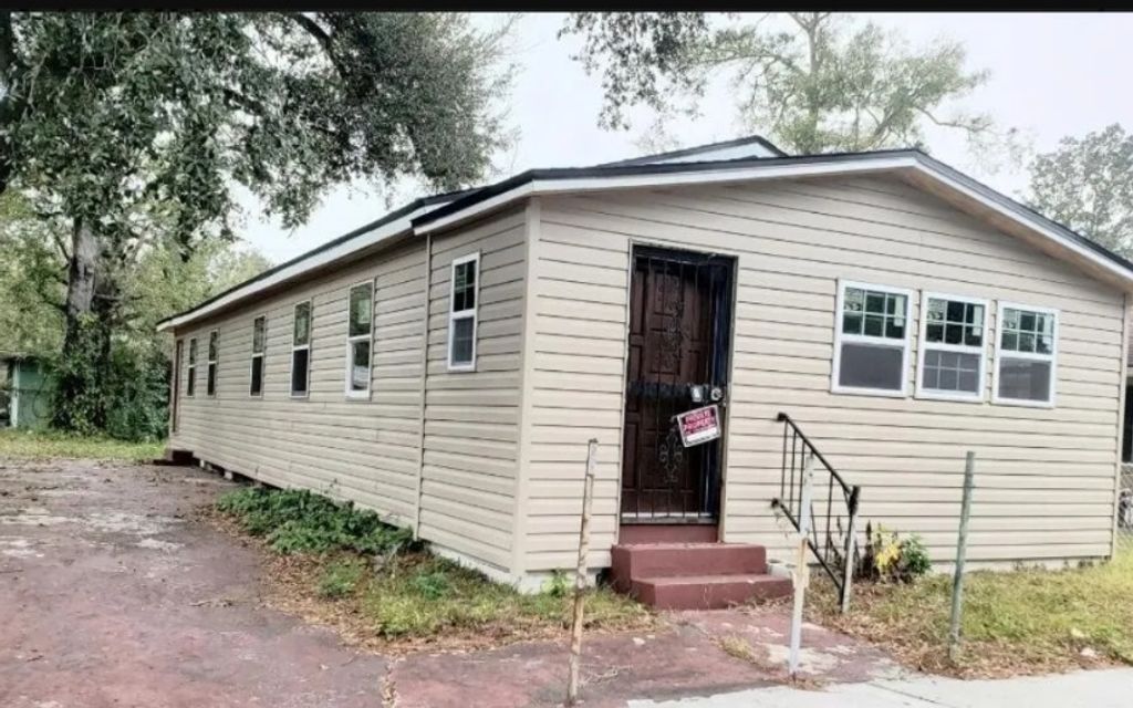 Photo of 1959 W 14th St, Other, FL 32209 (MLS # 129547)