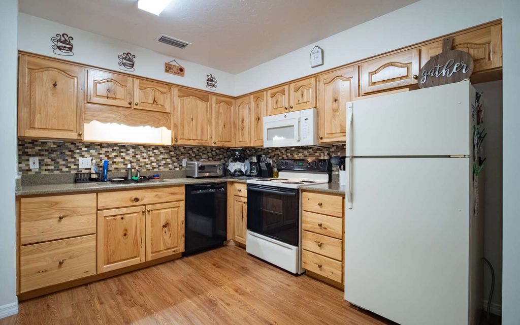 Photo of 164 SE Elm Loop, Lake City, FL 32025 (MLS # 130356)