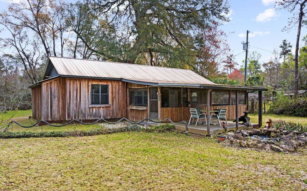 Photo of 7581 S US Hwy 441, Lake City, FL 32025 (MLS # 125113)