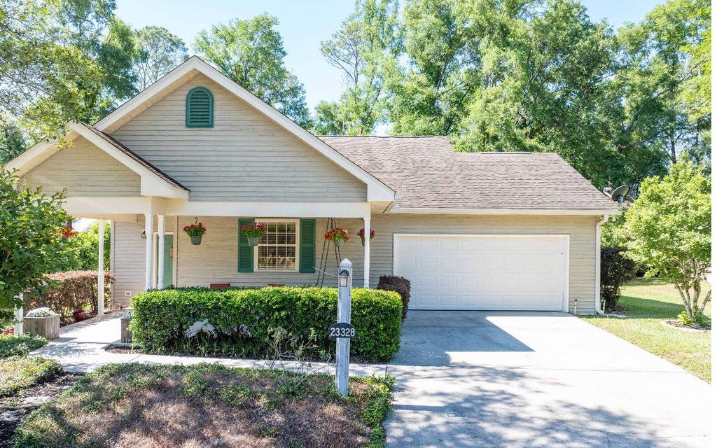 Photo of 23328 Live Oak Ln, Live Oak, FL 32064 (MLS # 131323)