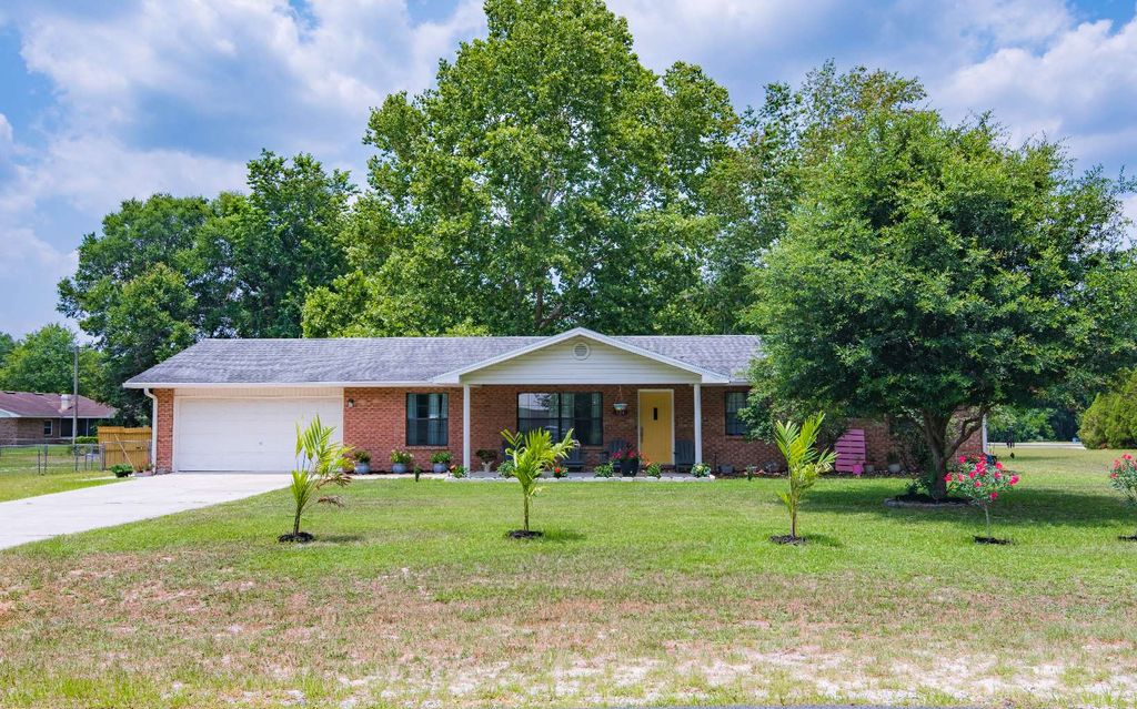 Photo of 126 SW Mockingbird Way, Lake City, FL 32024 (MLS # 127343)