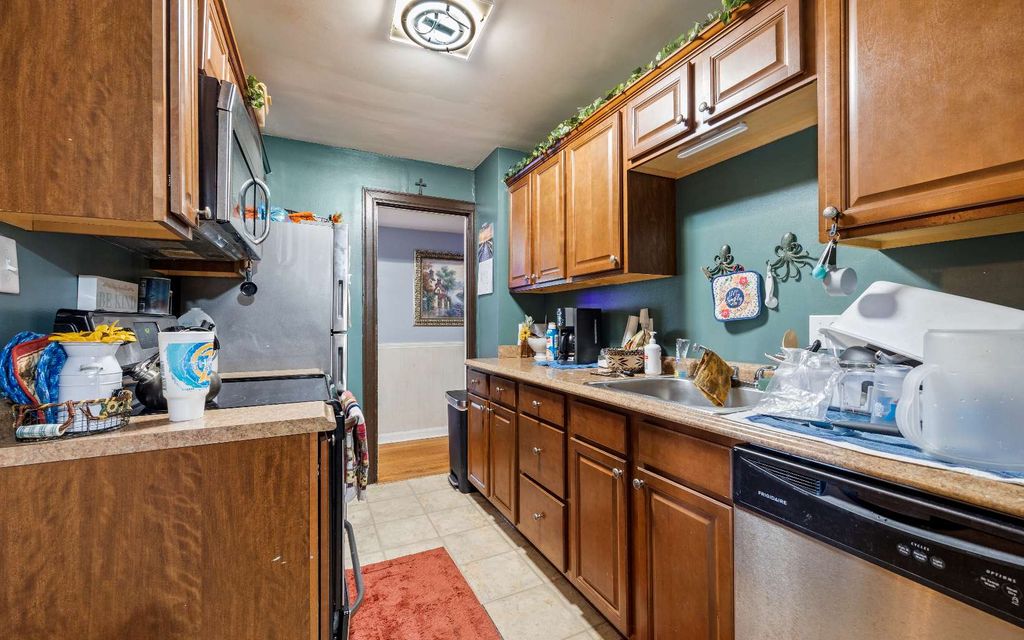 Photo of 688 NW Palm Drive, Lake City, FL 32055 (MLS # 128014)