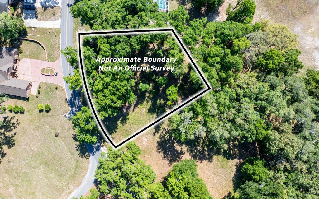 Photo of LOT 9 NW Harris Lake Dr, Lake City, FL 32055 (MLS # 131155)