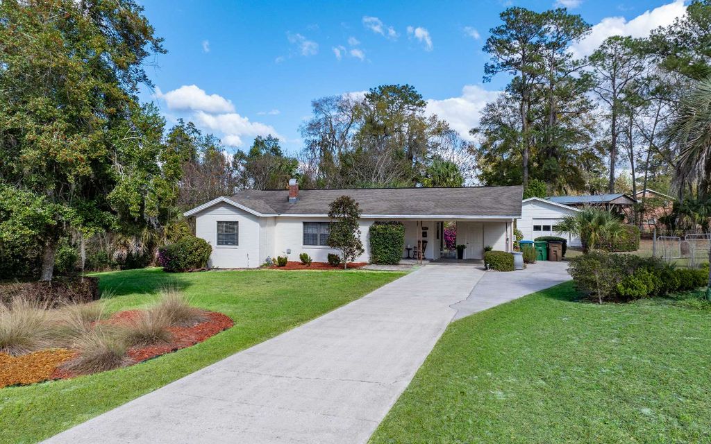Photo of 723 NW Palm Drive, Lake City, FL 32055 (MLS # 130524)