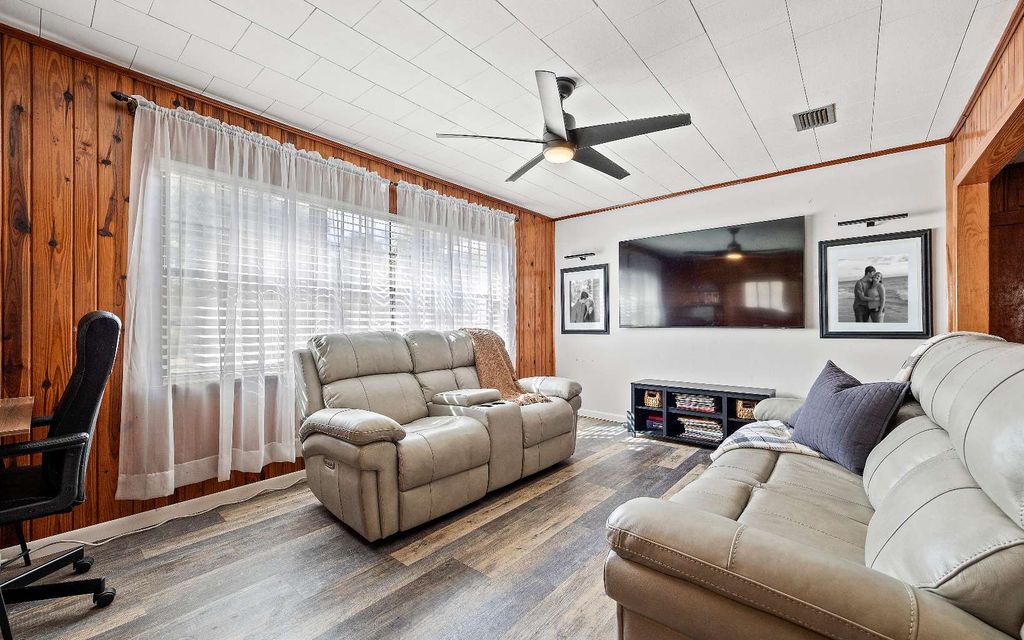 Photo of 723 NW Palm Drive, Lake City, FL 32055 (MLS # 130524)