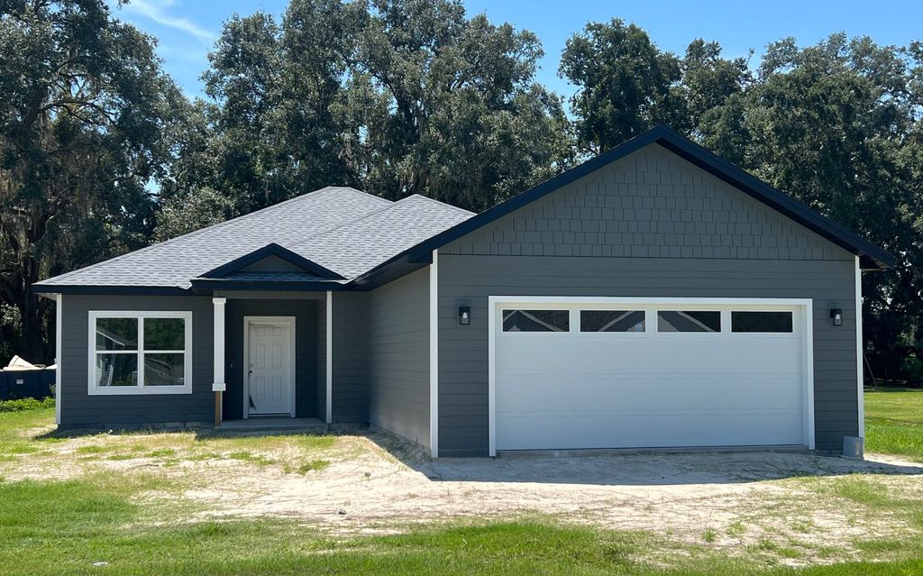 Photo of 583 SW Chesterfield Circle, Lake City, FL 32024 (MLS # 128257)