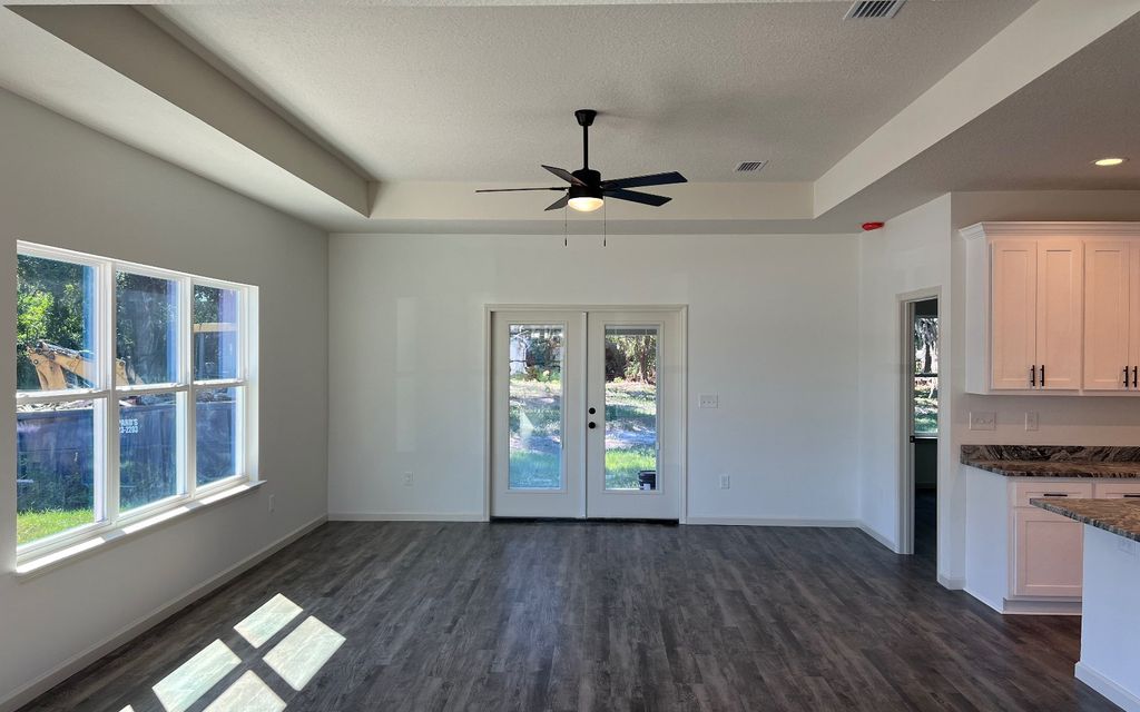 Photo of 583 SW Chesterfield Circle, Lake City, FL 32024 (MLS # 128257)