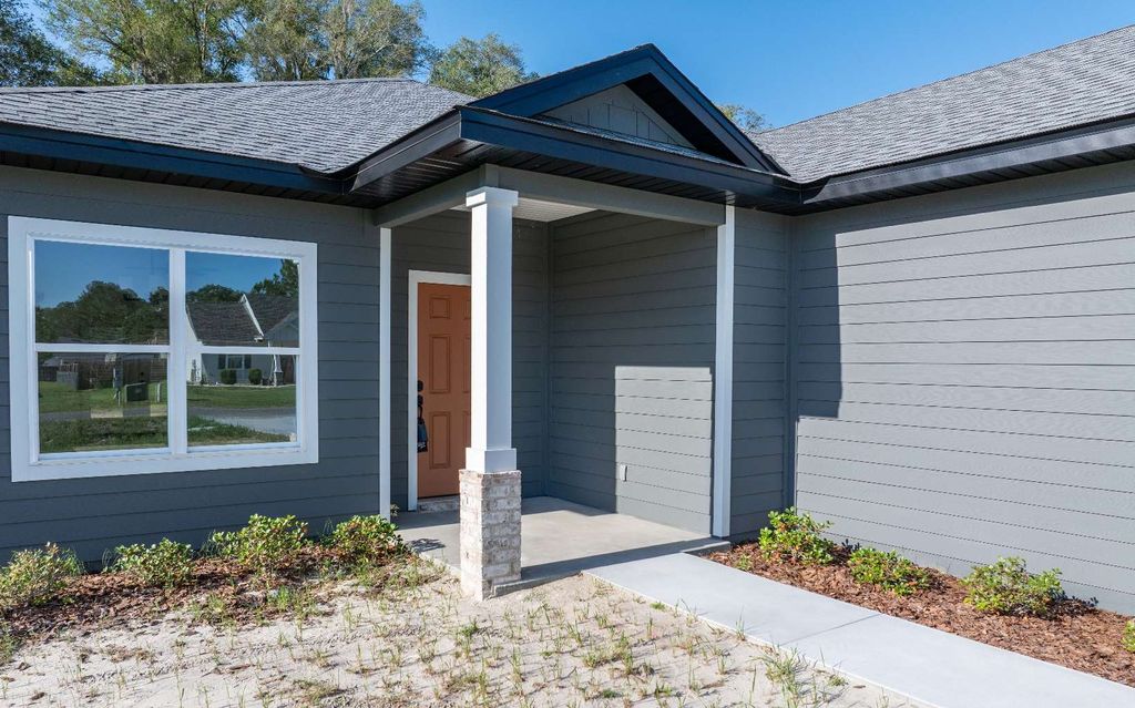 Photo of 583 SW Chesterfield Circle, Lake City, FL 32024 (MLS # 128257)