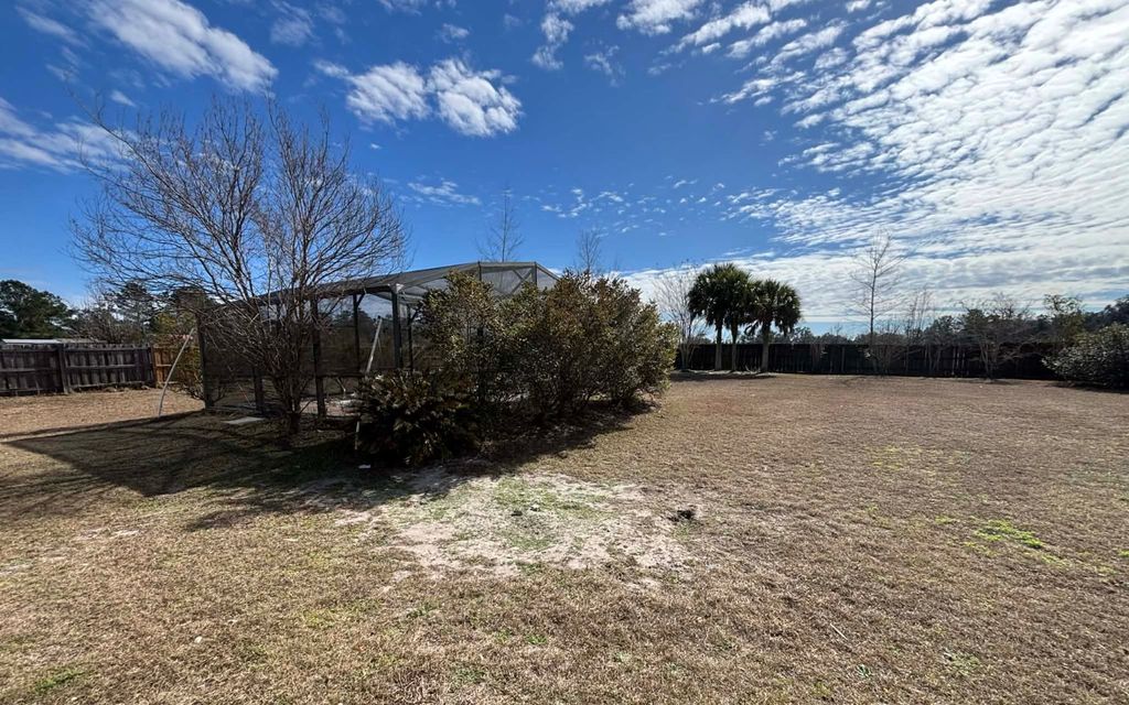 Photo of 208 SE Lindale Gln, Lake City, FL 32025 (MLS # 105506)