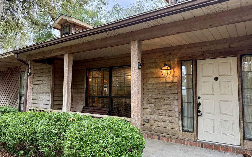 Photo of 10150 94th Street, Live Oak, FL 32060 (MLS # 130011)