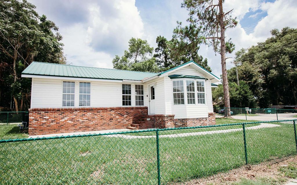 Photo of 663 SE Baya Ave, Lake City, FL 32025 (MLS # 128153)