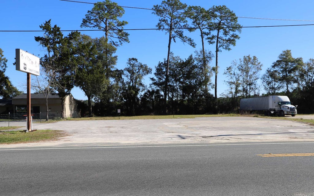 Photo of 850 N Sr 21, Other, FL 32666 (MLS # 121898)