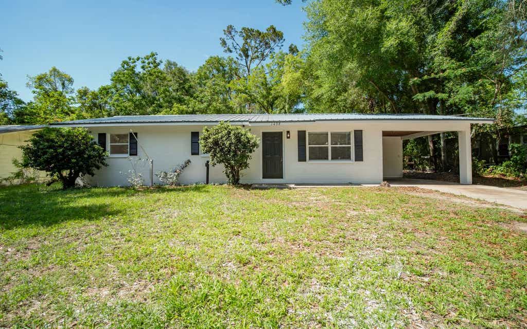 Photo of 1408 6th Street SW, Live Oak, FL 32060 (MLS # 130787)