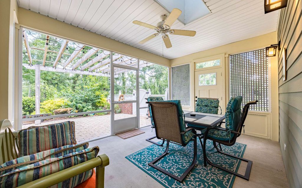 Photo of 10425 Riverwood Drive, Live Oak, FL 32064 (MLS # 128029)