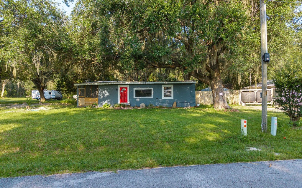 Photo of 537 NE Cemetery Loop, Lake City, FL 32055 (MLS # 133089)