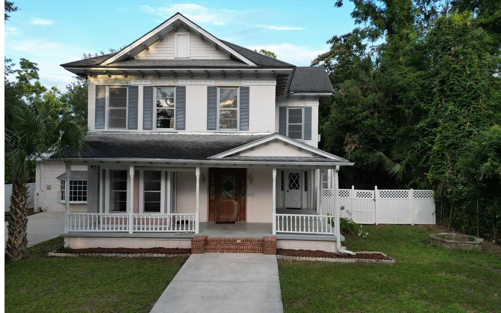 Photo of 312 NW Shelby Avenue, Live Oak, FL 32064 (MLS # 127278)