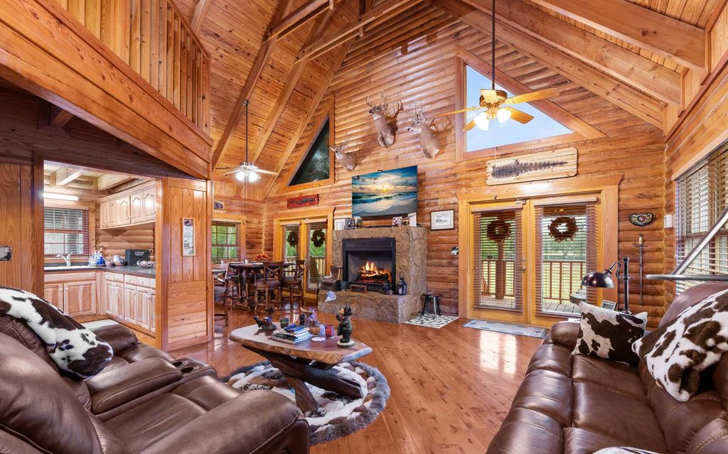 Photo of 306 NE Castagna Lane, Mayo, FL 32066 (MLS # 131109)