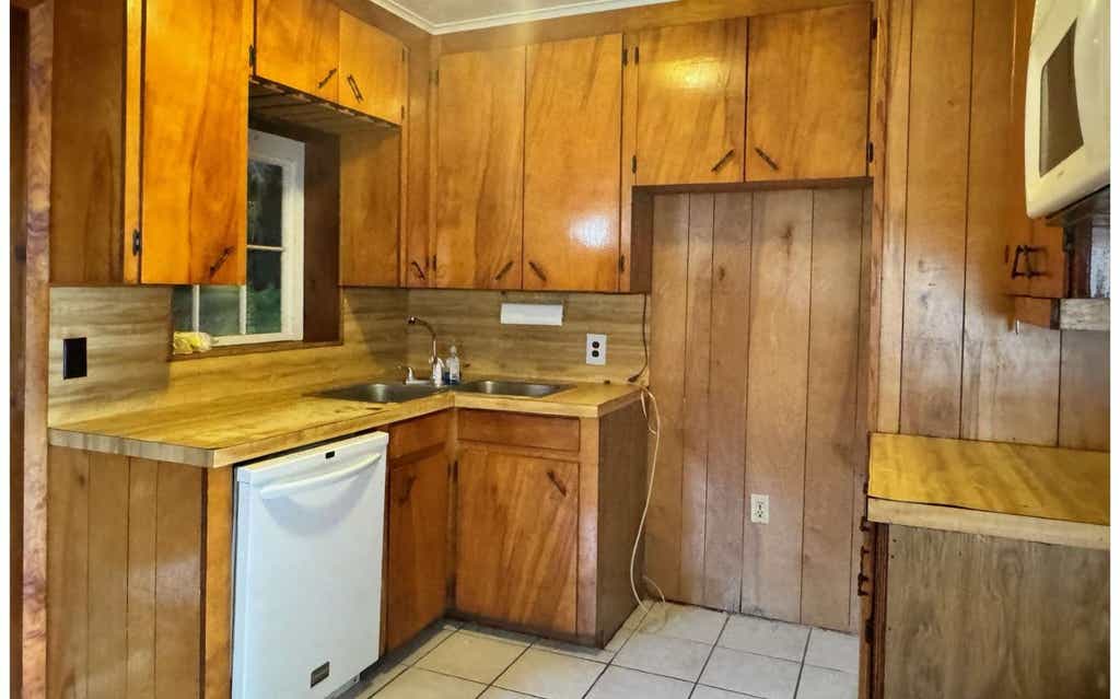Photo of 1402 Longleaf Drive, Live Oak, FL 32064 (MLS # 132573)