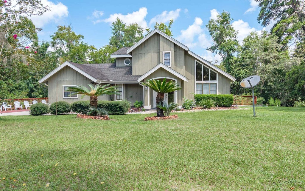 Photo of 276 SE Morning Glory Ct, Lake City, FL 32025 (MLS # 132756)