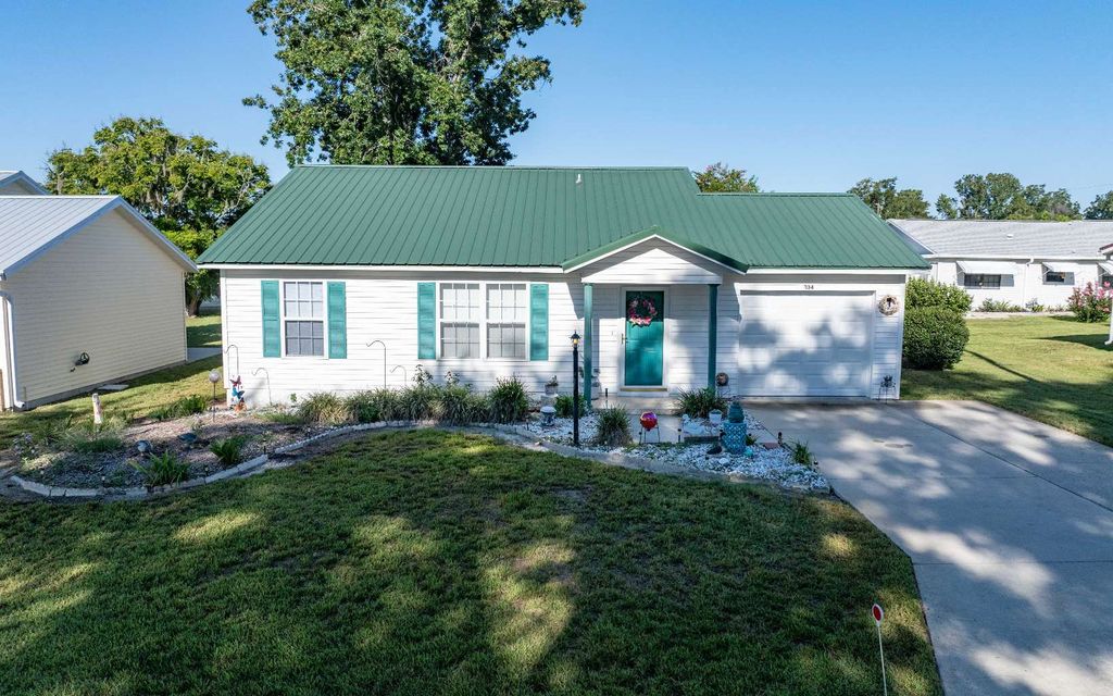 Photo of 734 SE Rosewood Circle, Lake City, FL 32025 (MLS # 128413)
