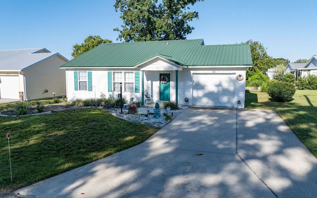 Photo of 734 SE Rosewood Circle, Lake City, FL 32025 (MLS # 128413)
