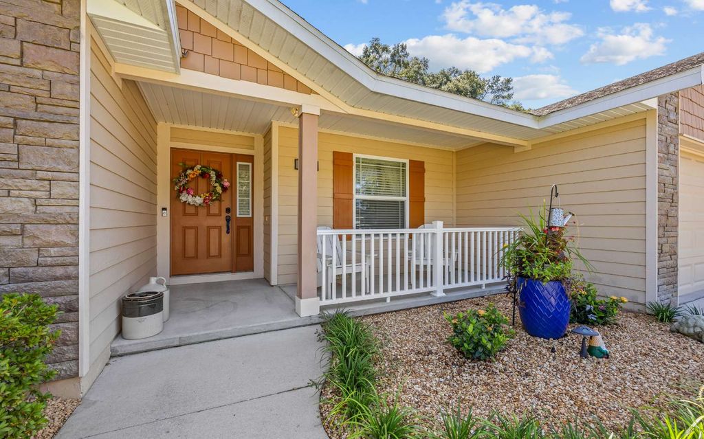 Photo of 189 SW Vann Ct, Lake City, FL 32024 (MLS # 128659)