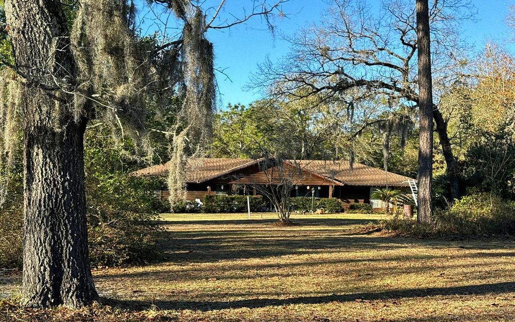 Photo of 4381 Saddlehorn Trl, Other, FL 32068 (MLS # 130086)