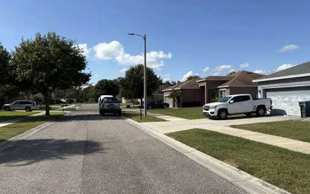 Photo of 622 Tower Grove Dr, Other, FL 33567 (MLS # 130070)