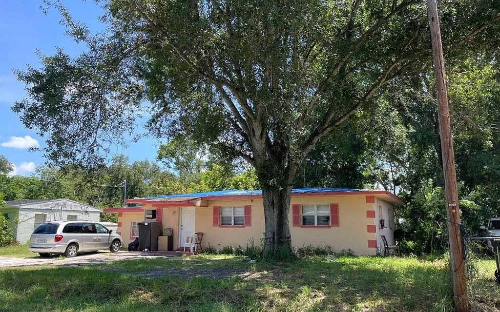 Photo of 1060 30th St NW St, Other, FL 33881 (MLS # 131228)
