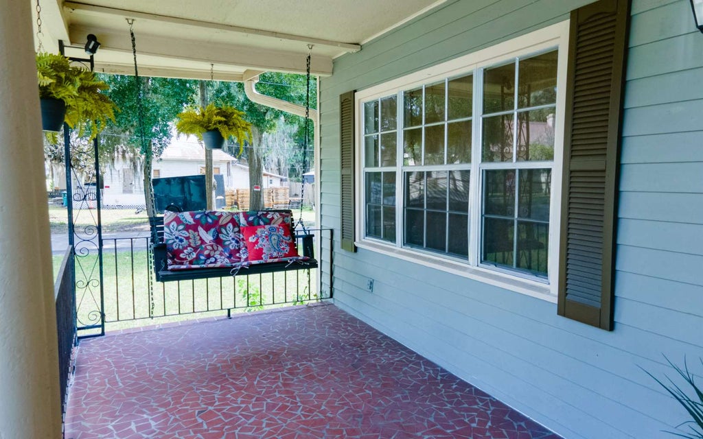 Photo of 388 NW Desoto St, Lake City, FL 32055 (MLS # 133572)