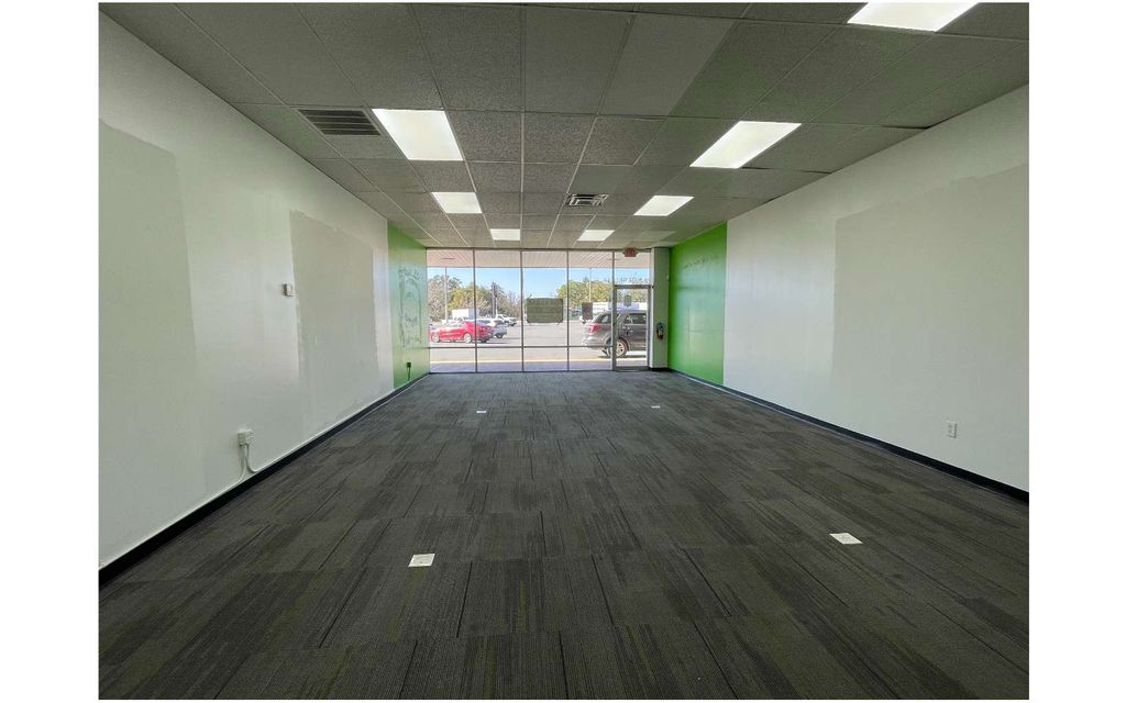 Photo of 905 SW Main Blvd #103 Blvd, Lake City, FL 32025 (MLS # 128736)