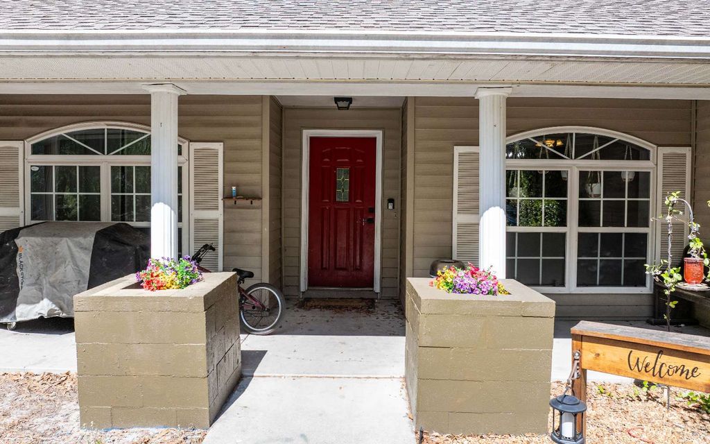 Photo of 2060 NE 100th St Rd, Branford, FL 32008 (MLS # 131197)