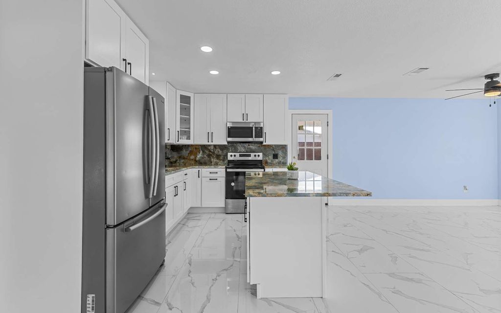 Photo of 147 SE Olustee Ave, Lake City, FL 32025 (MLS # 130443)