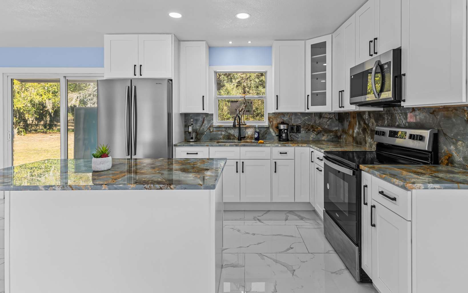 Photo 1 of 20 — 147 SE OLUSTEE AVE, Lake City, FL 32025