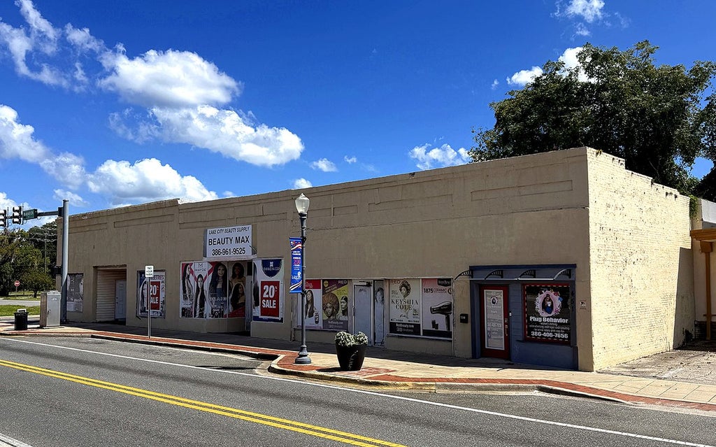 Photo of 451 N Marion Ave, Lake City, FL 32055 (MLS # 133317)