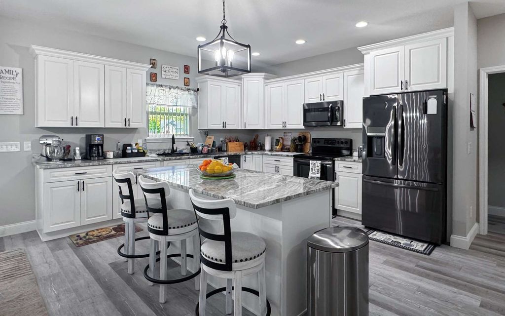 Photo of 15985 SE 72nd Lane, Lake Butler, FL 32054 (MLS # 126931)