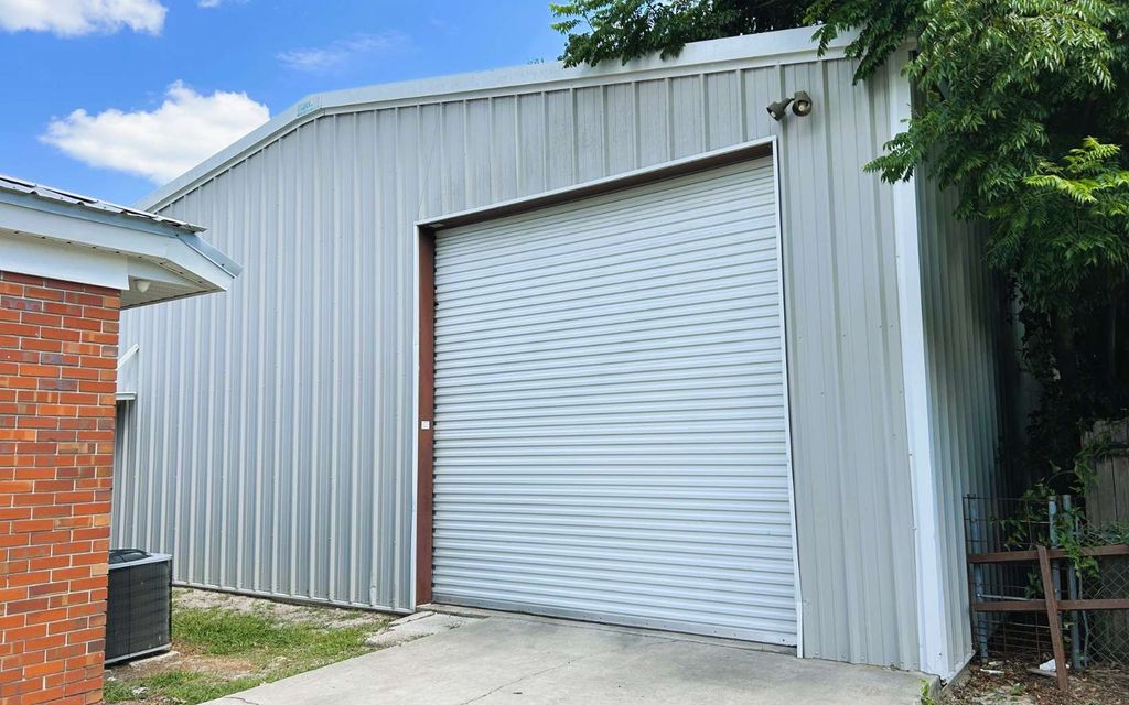 Photo of 439 SE Country Club Road, Lake City, FL 32025 (MLS # 128557)