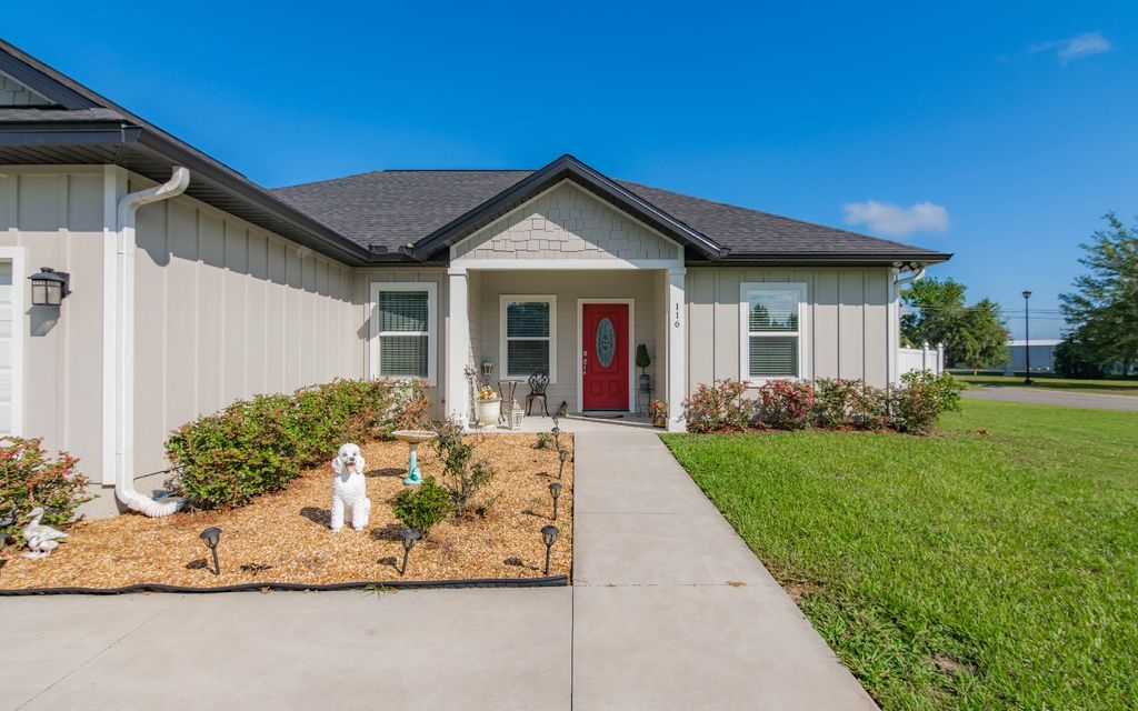 Photo of 116 SW Cherry Blossom Way, Lake City, FL 32024 (MLS # 127851)