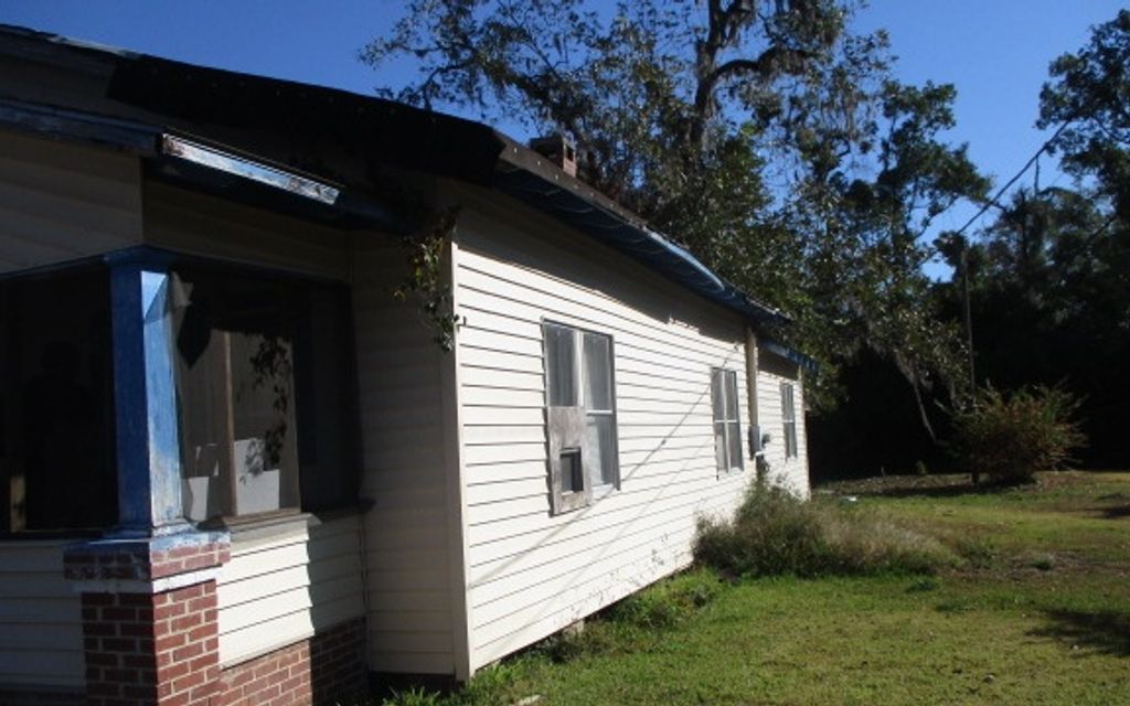 Photo of 227 SW Christmas Tree Lane, Madison, FL 32340 (MLS # 129420)