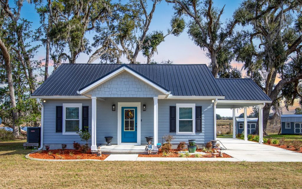 Photo of 3330 NW Hwy 129, Jasper, FL 32052 (MLS # 129925)