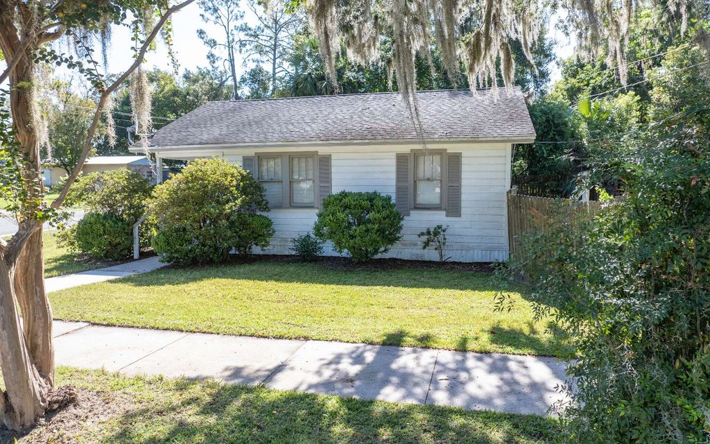Photo of 505 Suwannee Avenue, Live Oak, FL 32064 (MLS # 128325)