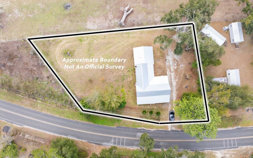 Photo of 242 NE Bellville Road, Pinetta, FL 32350 (MLS # 130350)