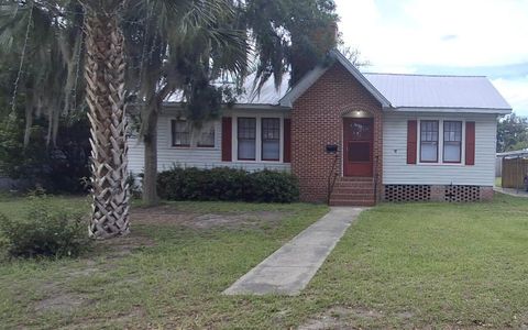 Photo of 485 NW Hamilton Street, Lake City, FL 32055 (MLS # 132009)