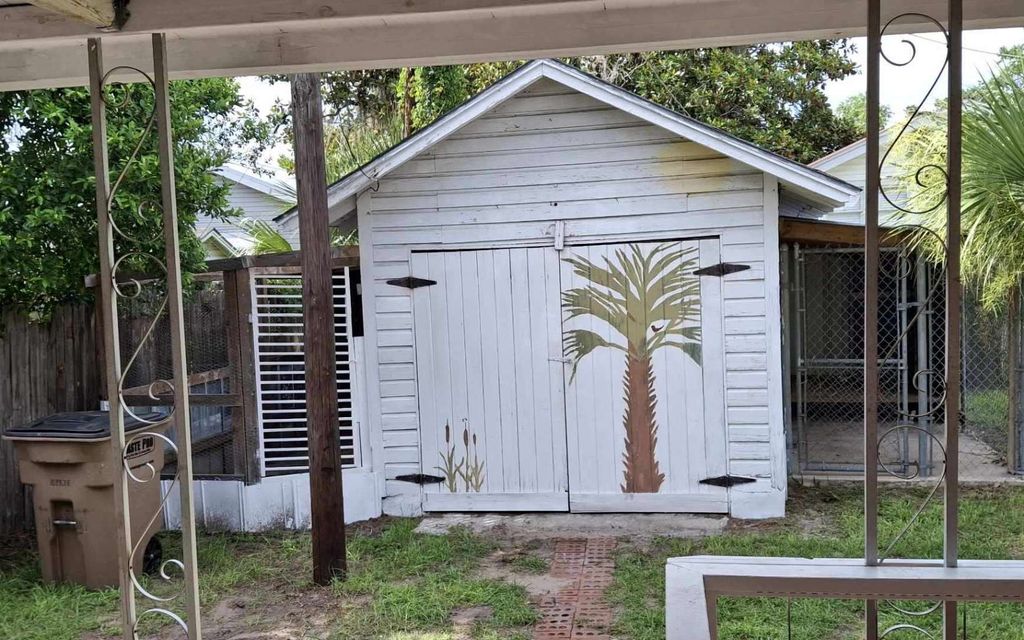 Photo of 485 NW Hamilton Street, Lake City, FL 32055 (MLS # 132009)