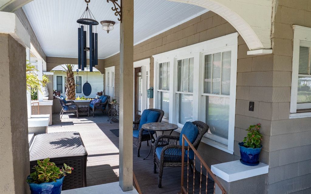 Photo of 398 S Marion Avenue, Lake City, FL 32055 (MLS # 127894)