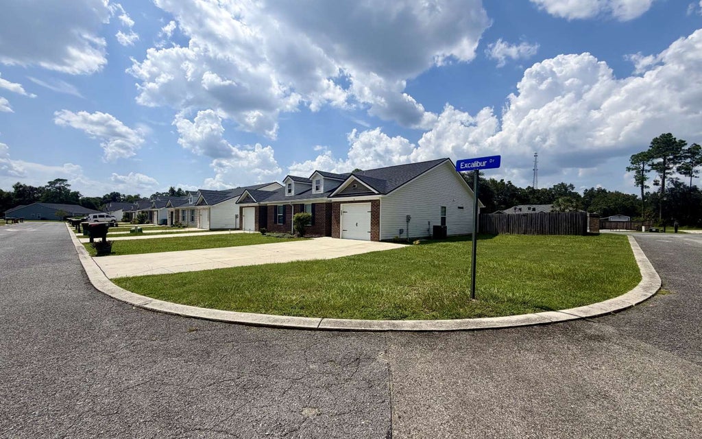 Photo of 18 Excalibur Way, Other, FL 32327 (MLS # 132905)