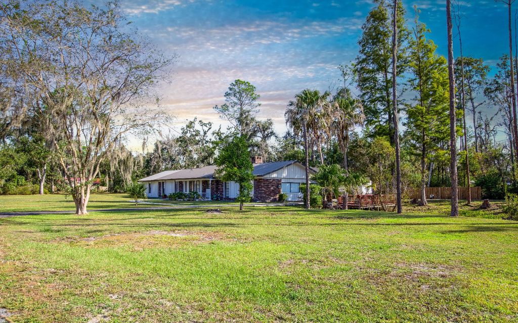 Photo of 101 Rustic Pines, Jasper, FL 32052 (MLS # 129095)
