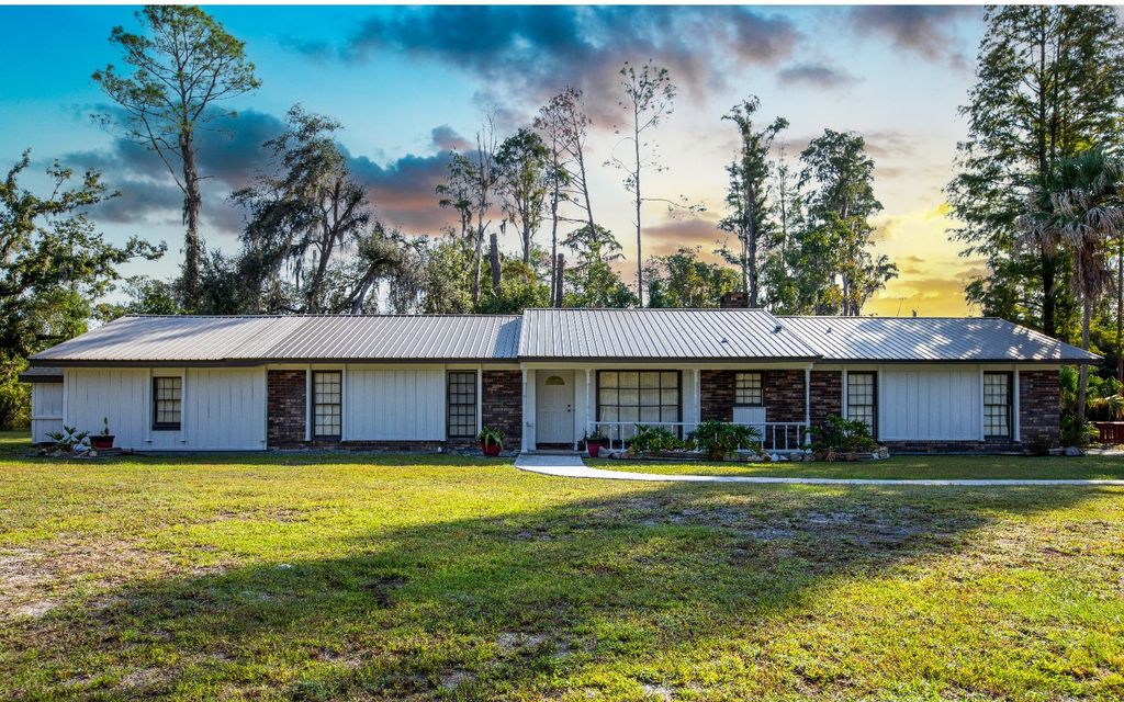 Photo of 101 Rustic Pines, Jasper, FL 32052 (MLS # 129095)