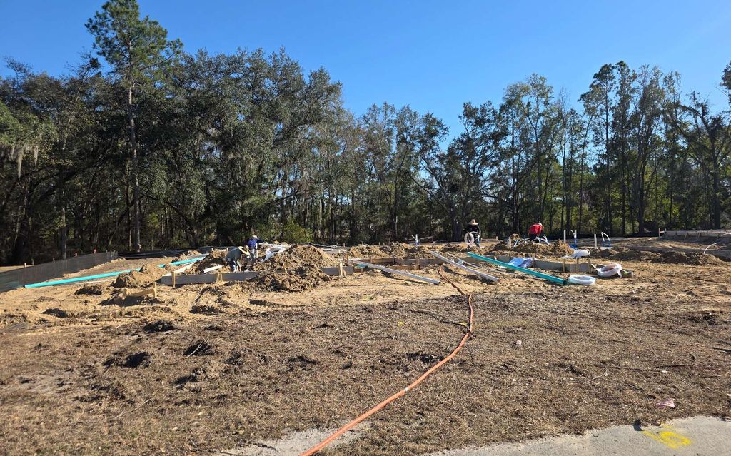Photo of 569 SW Bellflower Dr, Lake City, FL 32024 (MLS # 130248)